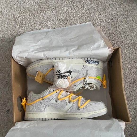 Nike dunks lot 39 of 50 ua - Picture 2 of 2